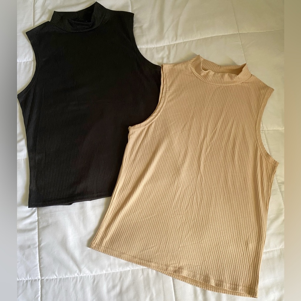 Lot of 3 tank tops!! NWOT!! Size Med and Small